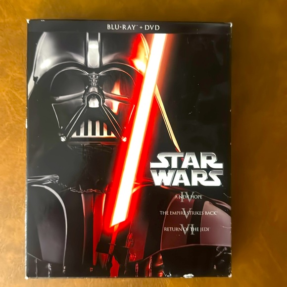 Star Wars Other - Star Wars Trilogy New Hope Empire Strikes Back Return Jedi Blu-Ray 6 DVDs